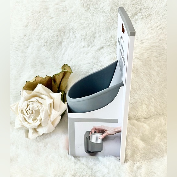 New with tag SHOWER DRINK HOLDER STAYS PUT Easy to apply GRAY #showerdrinkholder - Picture 2 of 5